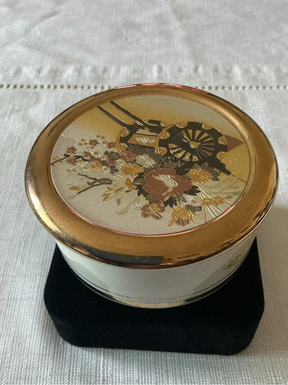 Chokin Japan 24k Floral Vintage Style Gold Tone Trinket Box